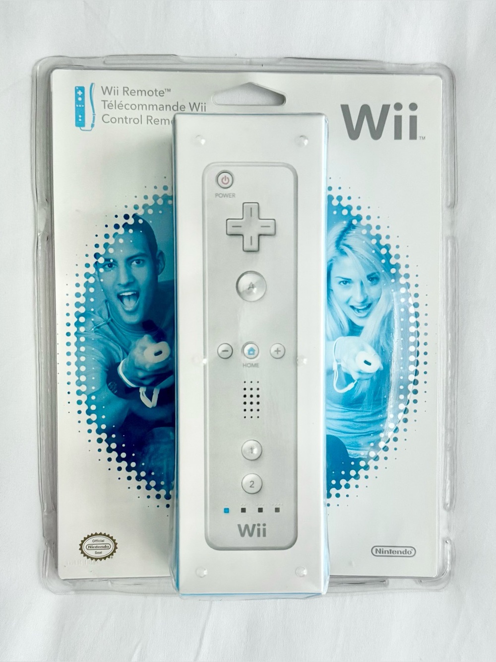 NINTENDO Wii Remote Controller White. New In Box